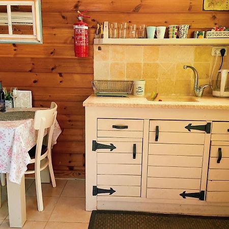 Julie'S Cabins Neot Golan Zewnętrze zdjęcie