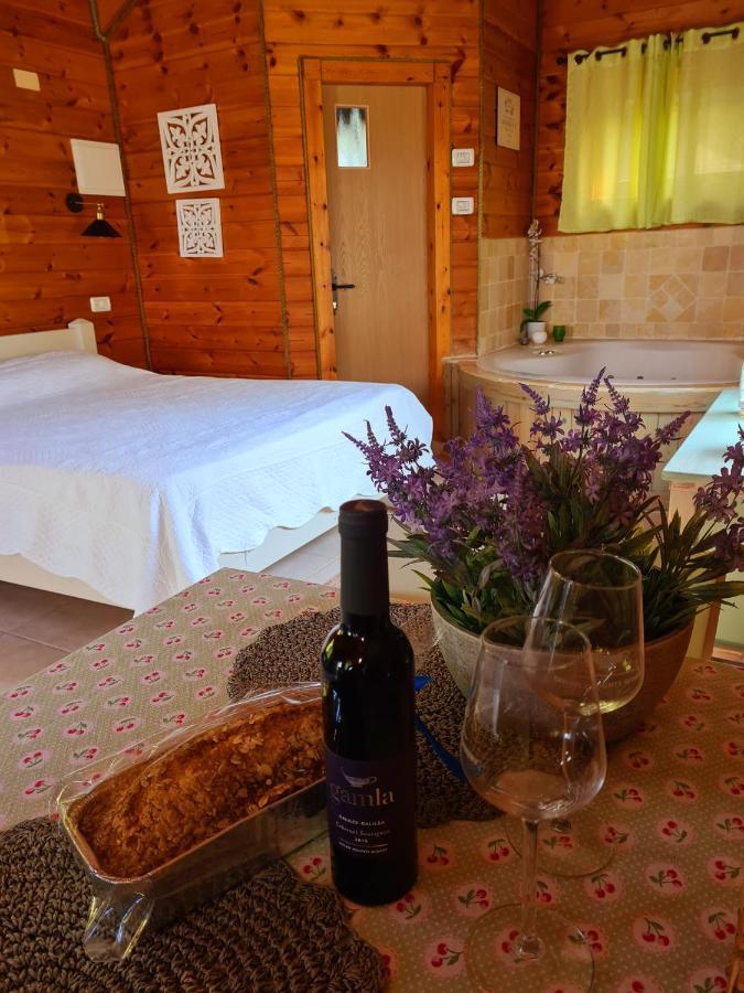 Julie'S Cabins Neot Golan Zewnętrze zdjęcie